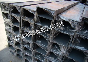 如何提高生產(chǎn)防火槽式電纜橋架自動(dòng)化強(qiáng)度？