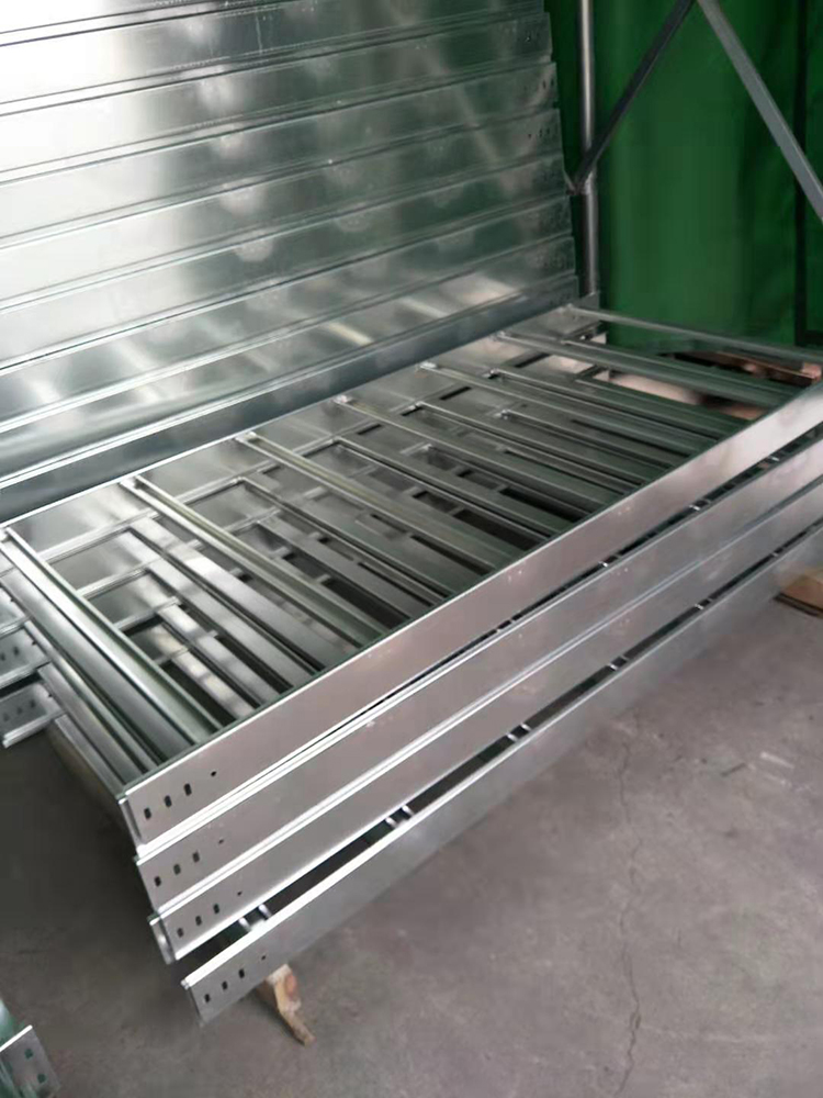 鍍鋅梯式橋架具備的不同結構